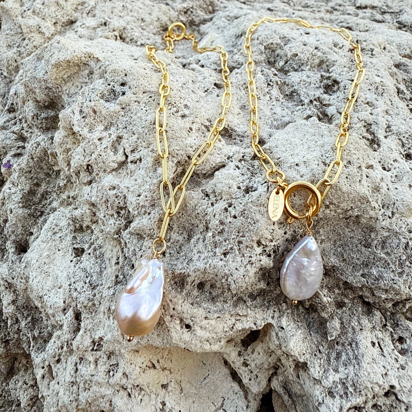 Agüita’e Coco Necklace Baroque