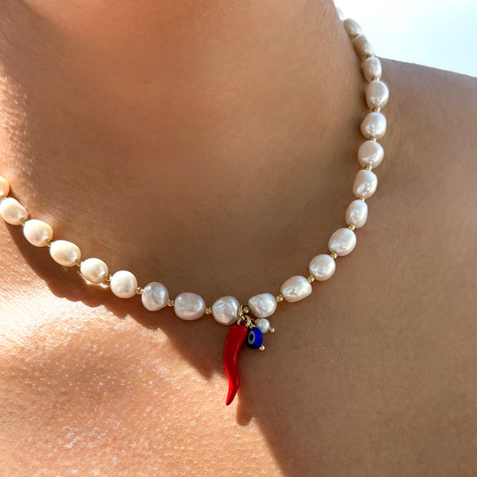 Amuleto necklace