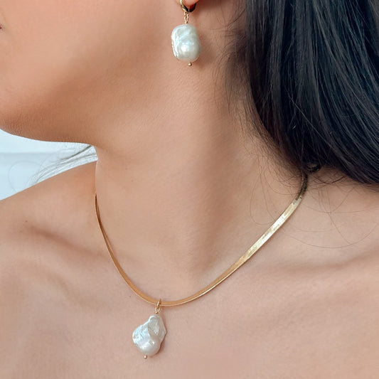 Barroque Holiday Necklace